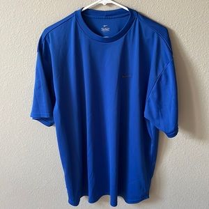 Nike Dri fit blue T-shirt mens size XL. Only worn a couple times.